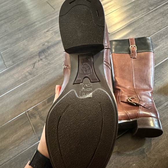 Arita boots like new - Picture 3 of 3